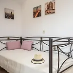 Mateus 2 Apartment