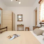 Mateus 2 Apartment