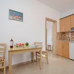 Mateus 2 Apartment *