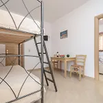 Apartment Mateus 2 *