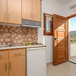 Apartment Mateus 2 *