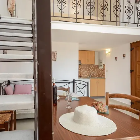 Apartamento Mateus 2 *