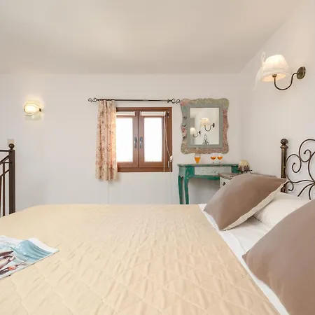 Mateus 2 Apartment *